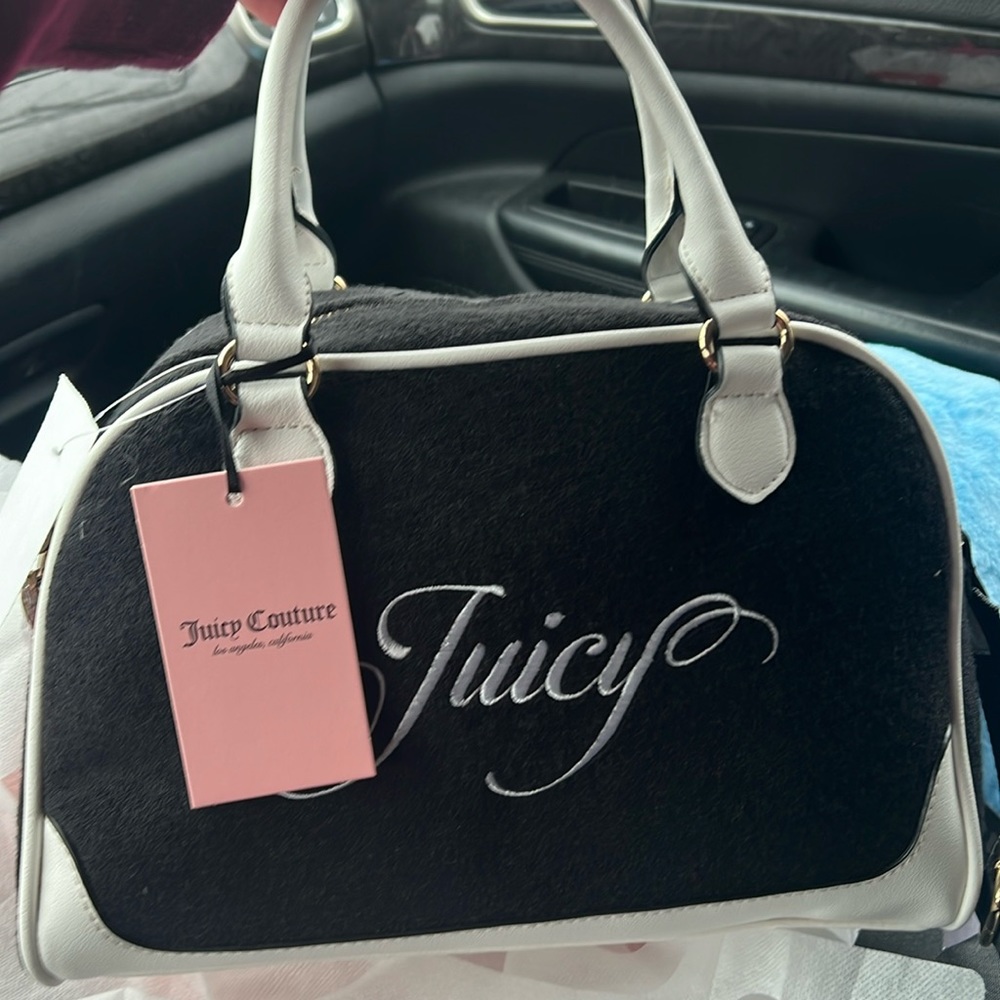 Juicy couture raising star bowler bag in licorice BNWT 🖤
